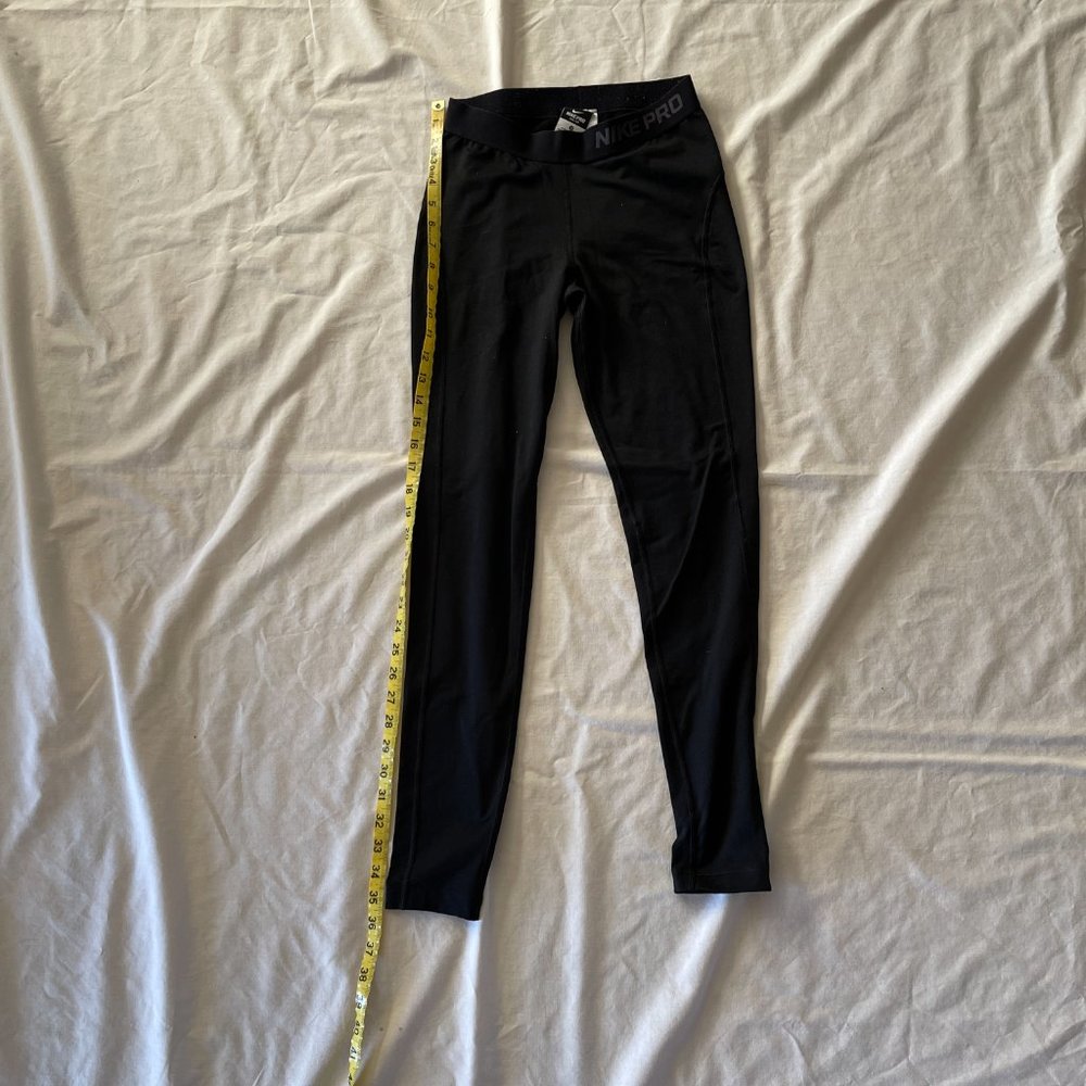 Nike Pro leggings